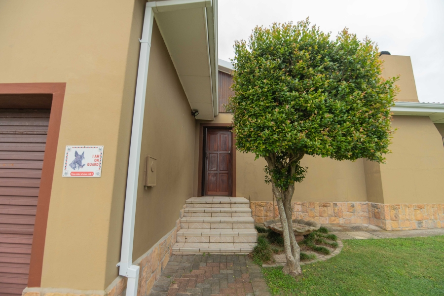 3 Bedroom Property for Sale in Rowallan Park Eastern Cape
